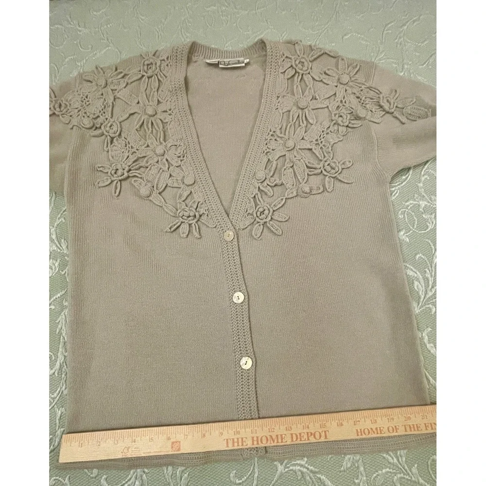 Vintage Rafaella Cardigan‎ Sweater Womens Large Beige Wool Crochet Floral 80s